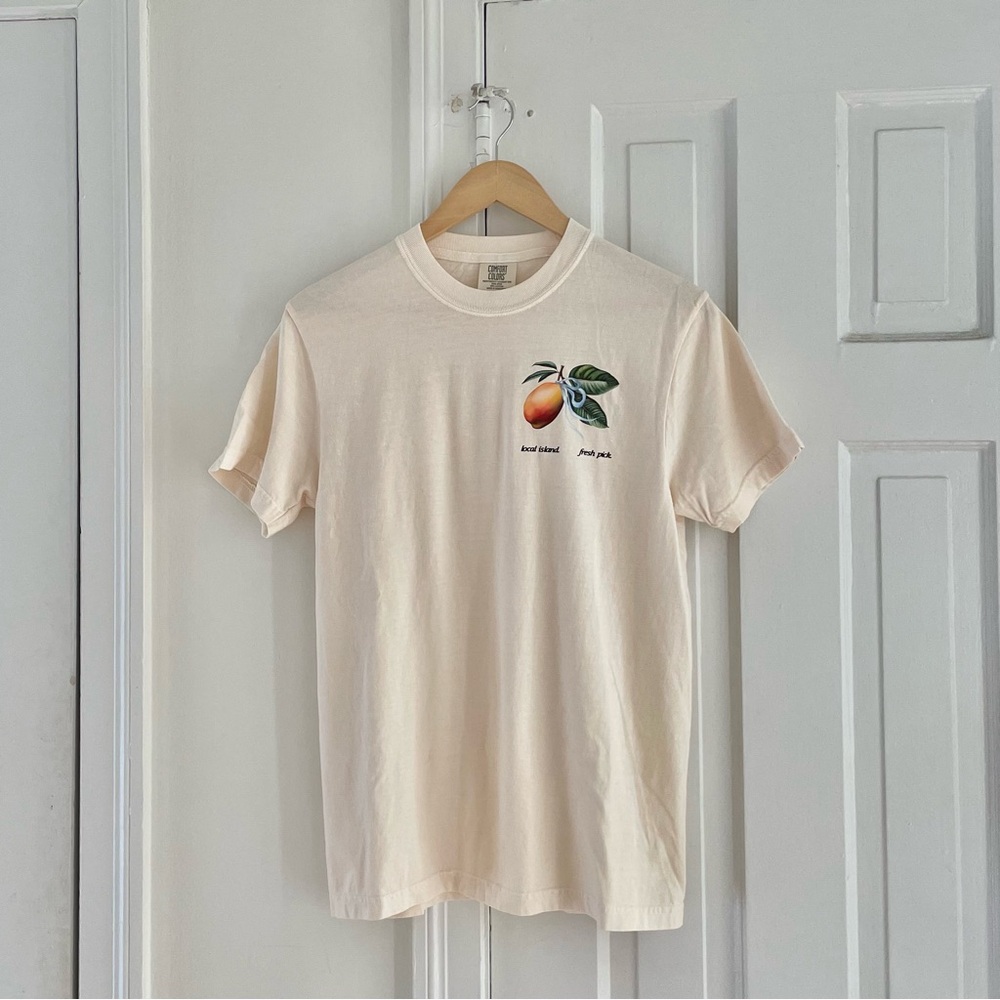 NWT Boutique Mango Graphic Tee